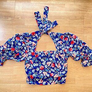 Floral crop top with tie square neck (S)